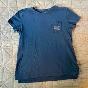 Kids (unisex) Vineyard Vines Whale Flag Relaxed T-shirt blue L (14)